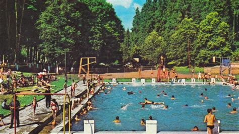 Located on the shores of mures river and at about 3 km from the city of toplita, the resort lies right under the gurghiu mountains (harghita county) and offers a good environment for winter sports and many others. Toplita 1960 - 2000 - YouTube