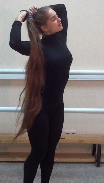 Check out amazing very_long_hair artwork on deviantart. VIDEO - Knee length hair dancer - RealRapunzels