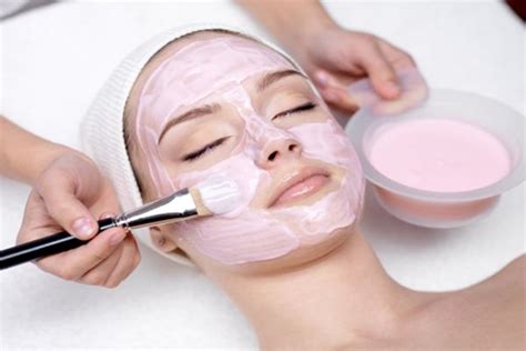 Check spelling or type a new query. Wajah Cepat Tua Gara-gara 5 Kesalahan Memakai Masker Wajah ...