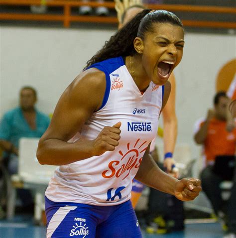 Campeã olímpica com a seleção brasileira de voleibol. Palestra com Fê Garay | Palestras de Sucesso - Leia mais!