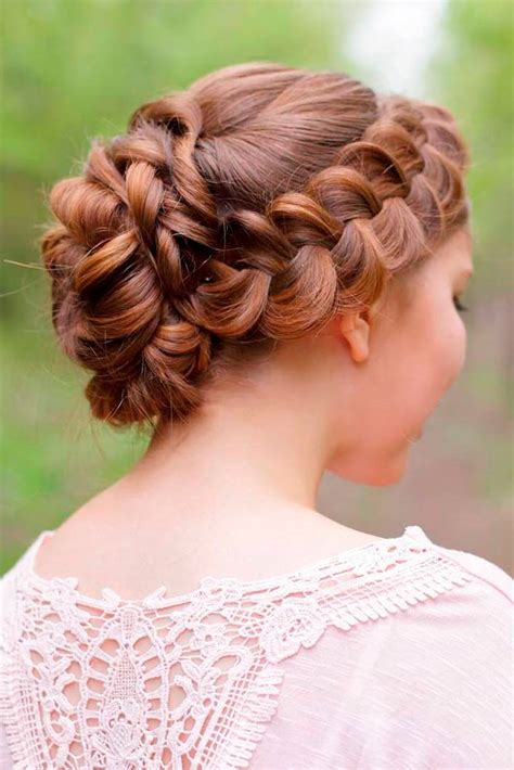 Having the best hairstyle is essential in completing your look. 20+ Cute Hairstyles For A First Date - My Stylish Zoo