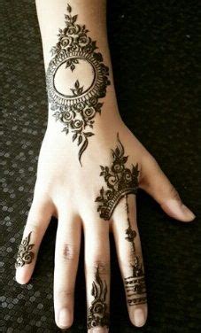 2.2 gambar henna simple dan cantik. Motif Henna Simple Untuk Pemula - Mawar Ku