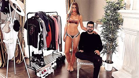 Ask your husband to help you understand what is arousing to him. 27 Sexy Ways to Style Your Husband's / Boyfriend's Clothes ...