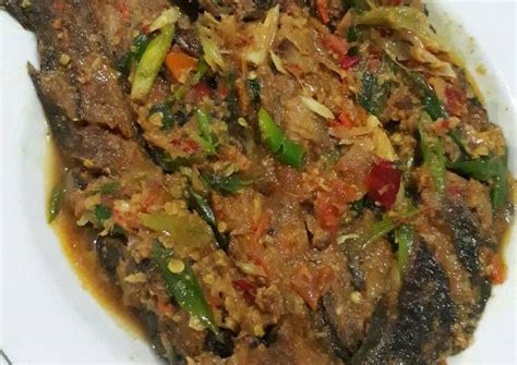 Resep mangut lele ini bisa menggunakan lele goreng ataupun lele asap. Resep Lele bumbu rujak oleh FatimahMP - Cookpad