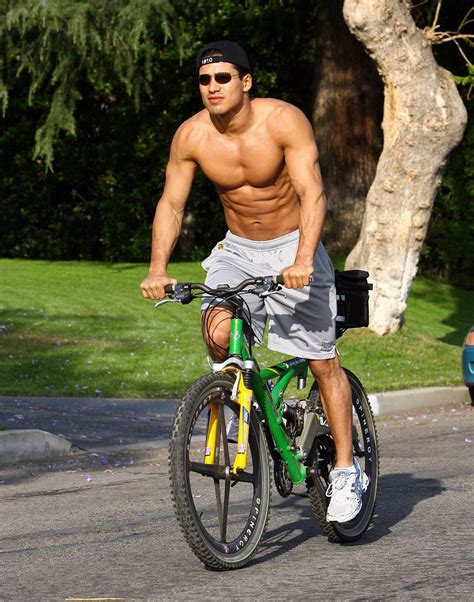Play 20 super hot for free here, no need to download or install anything. Hot latino star Mario Lopez
