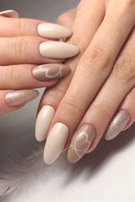 Ciao ecco la seconda versione del trucco beige e marrone spero ke vi piaccia un bacione. 30 Wow Mariage À Ongles Idées nel 2020 | Unghie beige ...