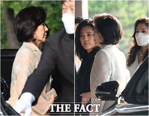 미디어텍, ap시장 1위올해 쐐기박는 '역대급 투자'. TF사진관 아모레 서민정·보광 홍정환 약혼…'삼성家까지 ...