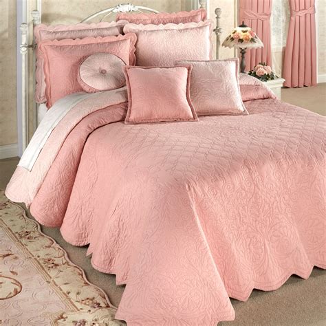 We researched the best comforter sets that'll instantly upgrade your bed with style and comfort. Evermore Coral Blush Reversible Quilted Bedspread Bedding ...