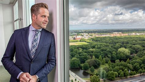 Neemt u uw werk mee naar huis? Minister Hugo de Jonge: 'Belofte van betere jeugdzorg is ...