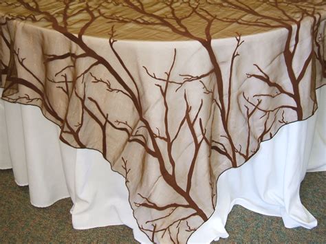 What we have been left with is what i will call the basic setting for a dinner table. Branch Table Linen | Table setting decor, White rooms ...