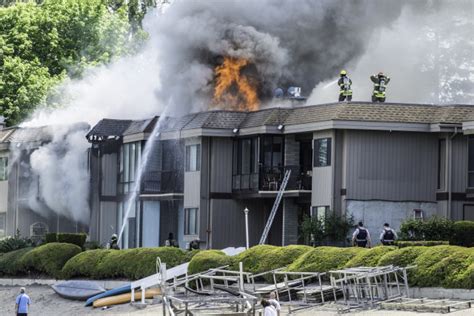 Osoyoos fire rescue responded with 3 engines, 2 command vehicles, 1 rescue, 1 water tender, and requested another water tender from oliver for mutual aid. Investigation underway into cause of Osoyoos condo complex ...