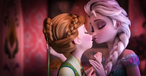 Description discussions 0 comments 0 change notes Frozen Fever Kiss 2 - 4K Wallpaper : Elsanna | Frozen fever, Frozen, Fever