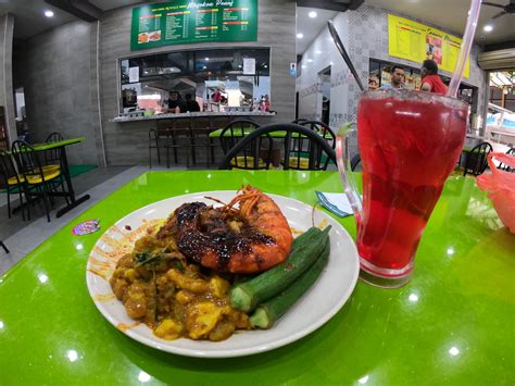 Mai la singgah nasi lemak royale kedah melaka, rasa kelainan masakan dari kami. Nasi Lemak Royale, Johor Bahru - HalalFoods.MY