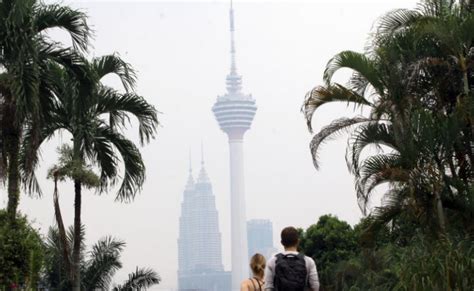 Air pollutant index of malaysia from: Malaysia berdepan jerebu teruk