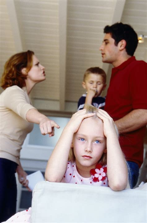 Broken Families & Child Behavior | Livestrong.com