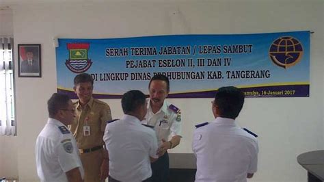 Di luar itu, tidak ada tunjangan karyawan yang sifatnya wajib diberikan oleh pengusaha. Hore! Honor dan Tunjangan Pegawai Dinas Perhubungan Kabupaten Tangerang Naik Hingga Rp 2 Juta ...