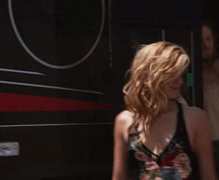 Maggie grace is a popular american actress. Shirtless Tim Minchin GIFs - Find & Share on GIPHY