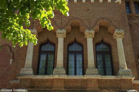 The mogosoaia palace is a great destination if you stay in bucharest, either for a relaxing time in its beautiful park or for a cultural objective, to learn more about a part of the romanian history. Snagov Church and Mogosoaia Palace Tour