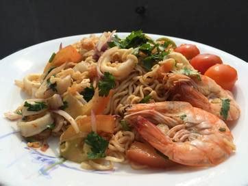 Megi serda thailand sotong udang isi ketam kaki ayam. About - -KERABU MAGGIE M'Z FAMILY-