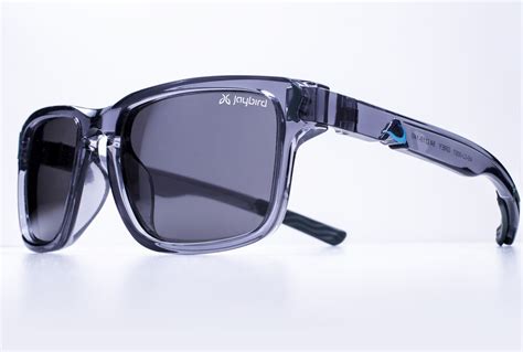 Bose frames let you listen to what you want while staying open to the world around you. Jaybird與AustSports Eyewear，推出買耳機送太陽眼鏡!