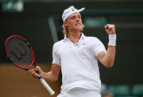 The father was playing basketball and football. Shapovalov ironiza com expressão da compatriota Bouchard e ...