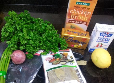 Let simmer for 30 minutes. Istimewanya Bidadari: Resepi Cream of Mushroom Soup