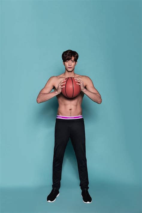 His performance in this drama earned him a sbs acting award for the best new actor in 2011. Pin on Sung Hoon