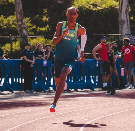 Alison piu dos santos, um dos principais atletas nos 400m com barreira, se classificou com tranquilidade para a semifinal da olimpíada de tóquio. Alison dos Santos disputa prêmio revelação de 2019 do ...