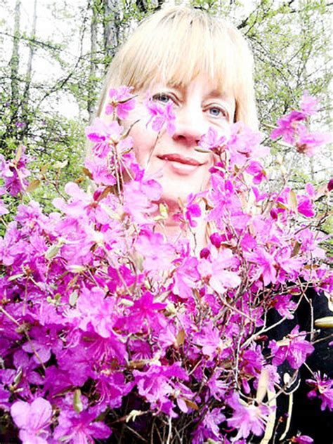 Natalia pasternak é doutora em microbiologia pela usp, colunista do jornal o globo, da revista saúde e da revista the skeptic do reino unido. 'How I tried to fend off savage attack by bear that buried ...