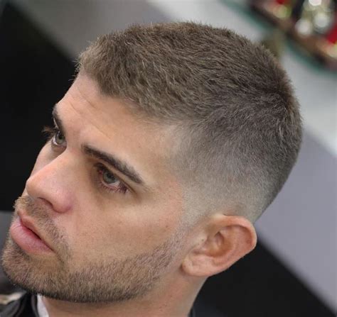 2018 öğrenci subay traşı nasıl olur izleyelim işte bu nedenle cevdet kuaför çizgili çocuk traş modelleri burada #çocuk modelleri. 2019 Trend Erkek Saç Modelleri - KadinveBlog
