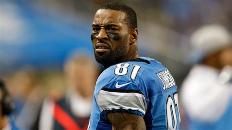 Calvin johnson balks at lions' latest attempt to end feud. Calvin Johnson Shows Graphic Photos From Finger Surgery ...