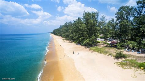 It is consists of phuket and another 32 smaller i enjoyed our trip to phuket. Things To Do In Phuket Thailand: Mai Khao Beach Phuket ...