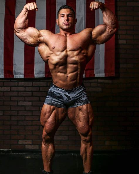 They just need to move the most weight they possibly can in a competition. Derek Lunsford - Age | Height | Weight | Images | Bio
