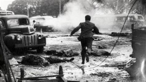 Bombardeo de plaza de mayo lugar buenos aires, argentina blanco(s) civiles peronistas, presidente juan d. Gonzalo Chávez/ 60° aniversario del bombardeo en Plaza de ...