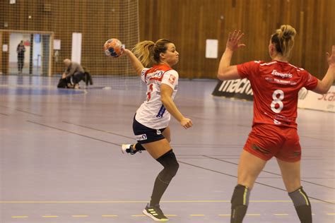 The ehf euro video team interviewed norway's line player heidi loke and right back nora mörk ahead of the women's ehf. Her gjør Nora Mørk comeback: - Helt surrealistisk