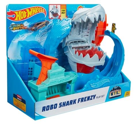 The axles will be metal so i didn't bother to but them in this model. HW City Robo Shark Frenzy - Shop Hot Wheels Cars, Trucks ...