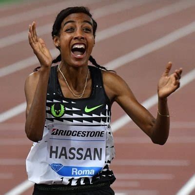 Check out featured articles and pictures of sifan hassan in 2017 hassan entered the london olympics. Spettacolare record europeo di Sifan Hassan nei 3000 metri ...