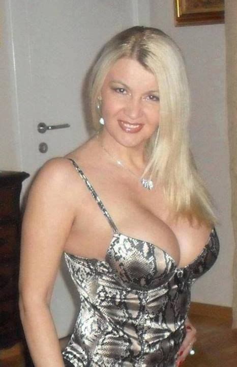 Whoever reaches 1,000 total years first is the winner! Door hot mature mom next - XXX photo