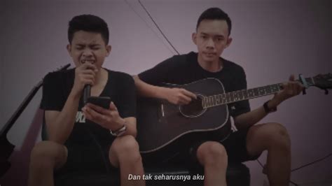Sufian broke up with his fiancee due to unexpected reason. Di matamu - Sufian Suhaimi ( Lirik/Acoustic Cover ) - YouTube