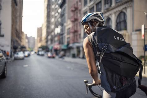 Pick up, drop off and distance. Delivery driver opportunity in Chicago | Uber