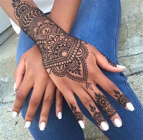 Rose bridal henna design l. Картинки по запросу mehndi henna | Tätowierungen, Henna ...