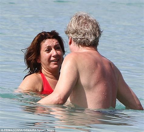 Peter gave jane a letter. Jane McDonald enjoys loved up day on the beach in Barbados ...