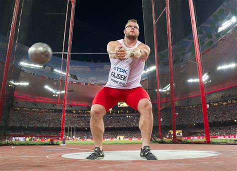 Jun 14, 2021 · lekkoatletyka. Czesław Cybulski, Paweł Fajdek - Super Express