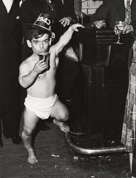 Cameras affect studs confidence in casting 11:03. Big guns to big top: Weegee at the circus | Boo York City