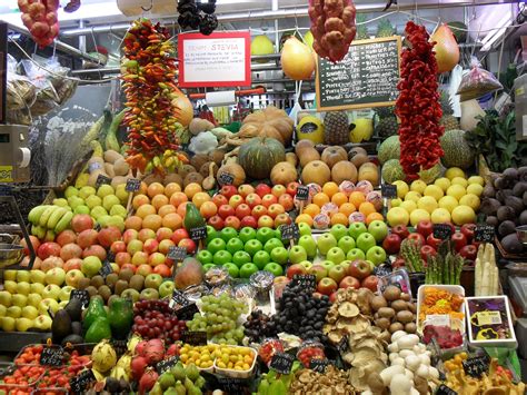 Negozi di specialità e articoli da regalo a barcellona. Frutta fresca - Viaggi, vacanze e turismo: Turisti per Caso