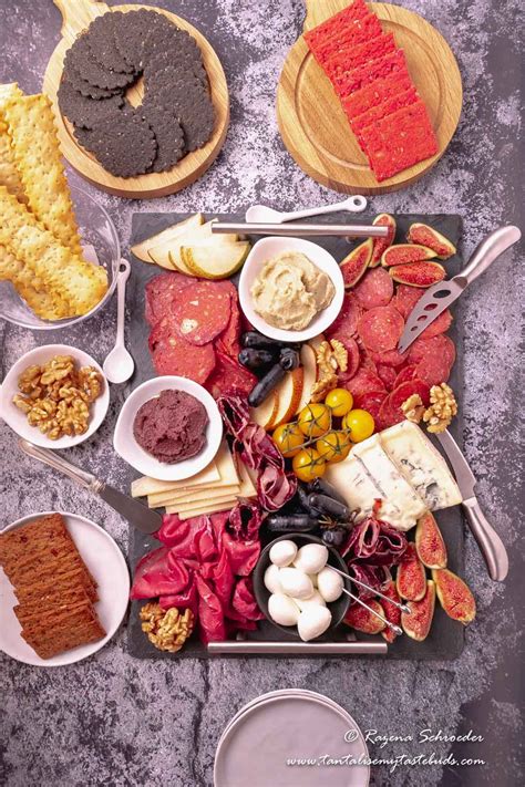 Dressed includes lettuce, tomato and onion: Meat And Cheese Platter (Antipasto Board) - Tantalise My ...