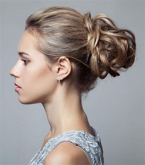 Stylish hairstyles to try this wedding season. 46 Casual Christmas Updos Ideas - ADDICFASHION | Short ...