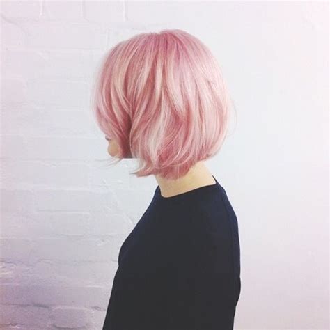 This bright firetruck red is a gorgeous color on all haircuts and styles, especially blunt bob haircuts. bob haircut on Tumblr