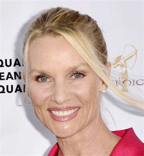 Entdecke rezepte, einrichtungsideen, stilinterpretationen und andere ideen zum ausprobieren. Early Oreteen Young Hot Nicollette Sheridan / Nicollette ...