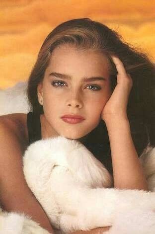 Brooke shields interview with bill boggs at age 15. Pin on Brooke Look Book